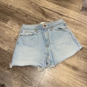 Universal Thread Light Wash Jean Shorts